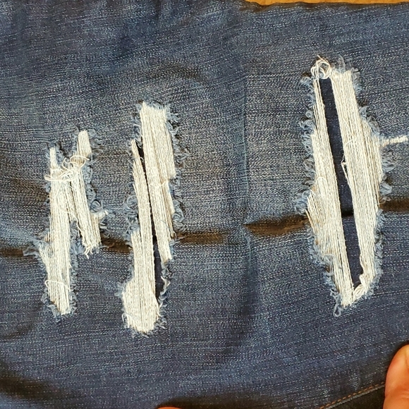 Maurices high rise destructed jeggings size XXL reg. - Picture 11 of 12